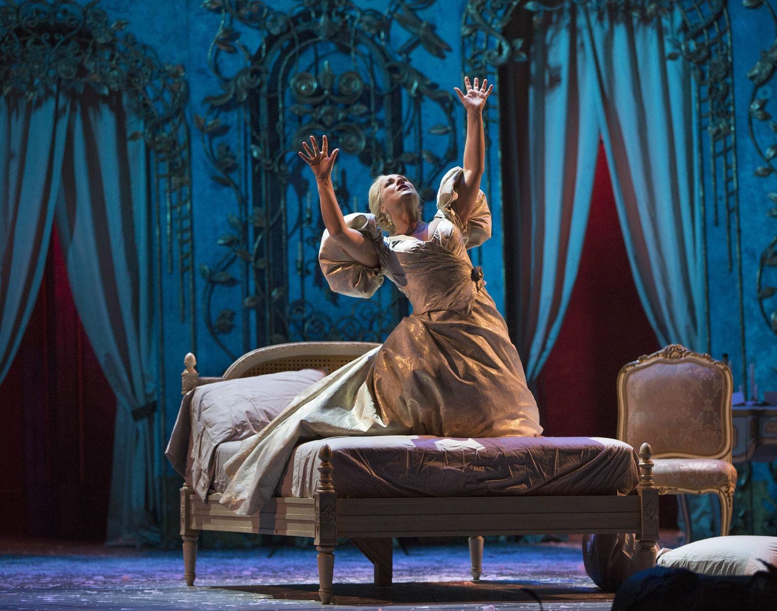 La Traviata (Giuseppe Verdi) | Broadway