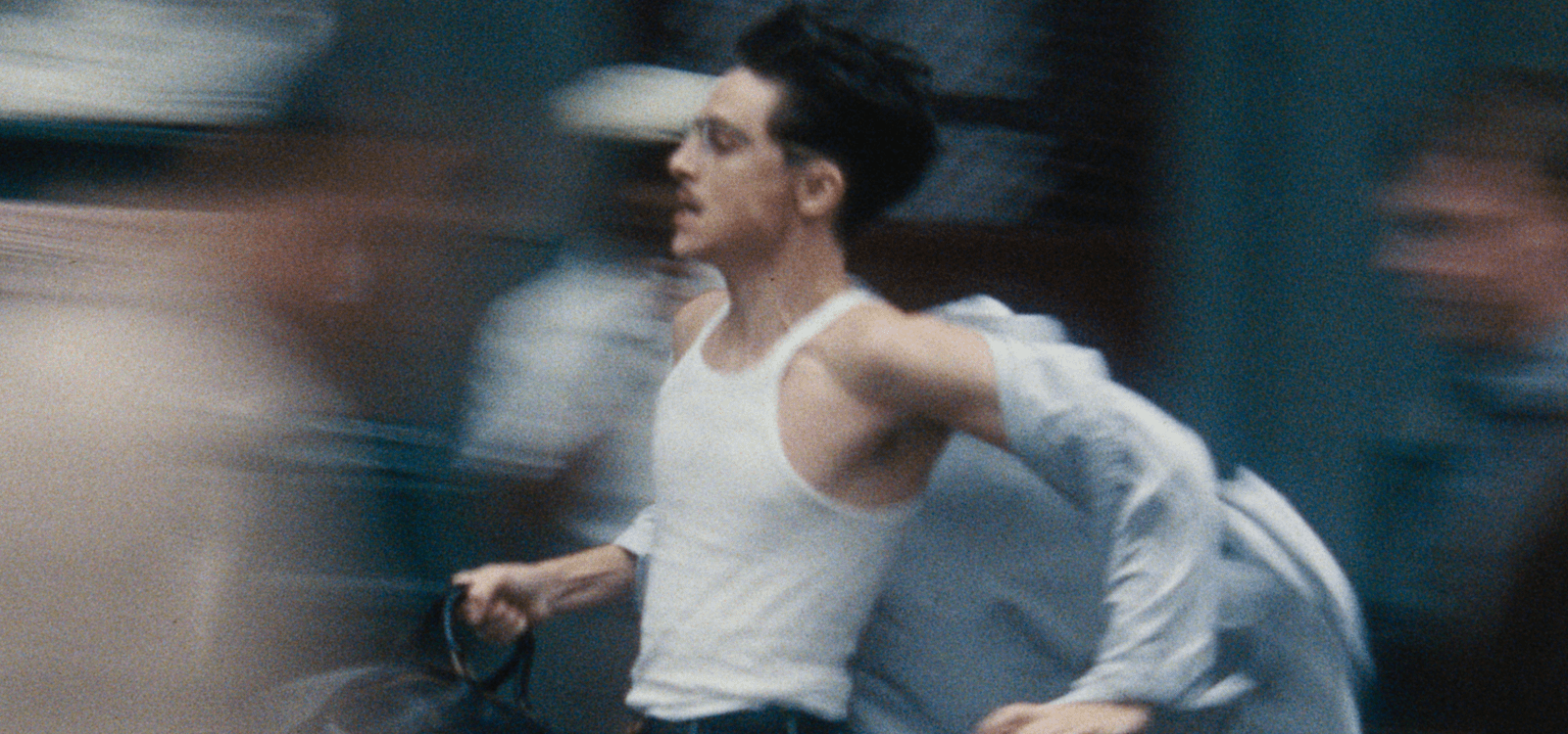 Marty_Supreme_Web_Banner