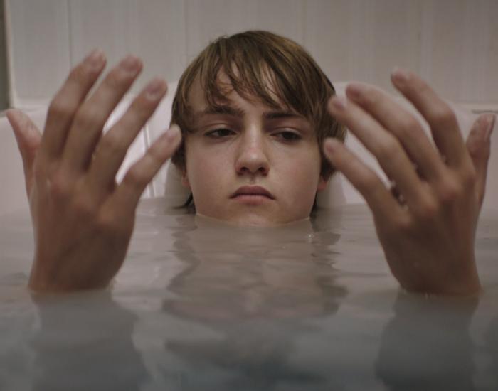 THE-DEVIL-OUTSIDE-IMAGE