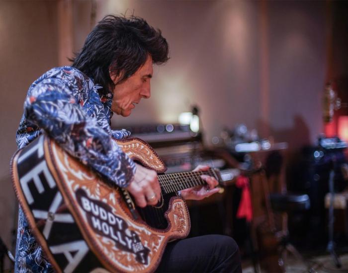 RONNIE-WOOD-BANNER